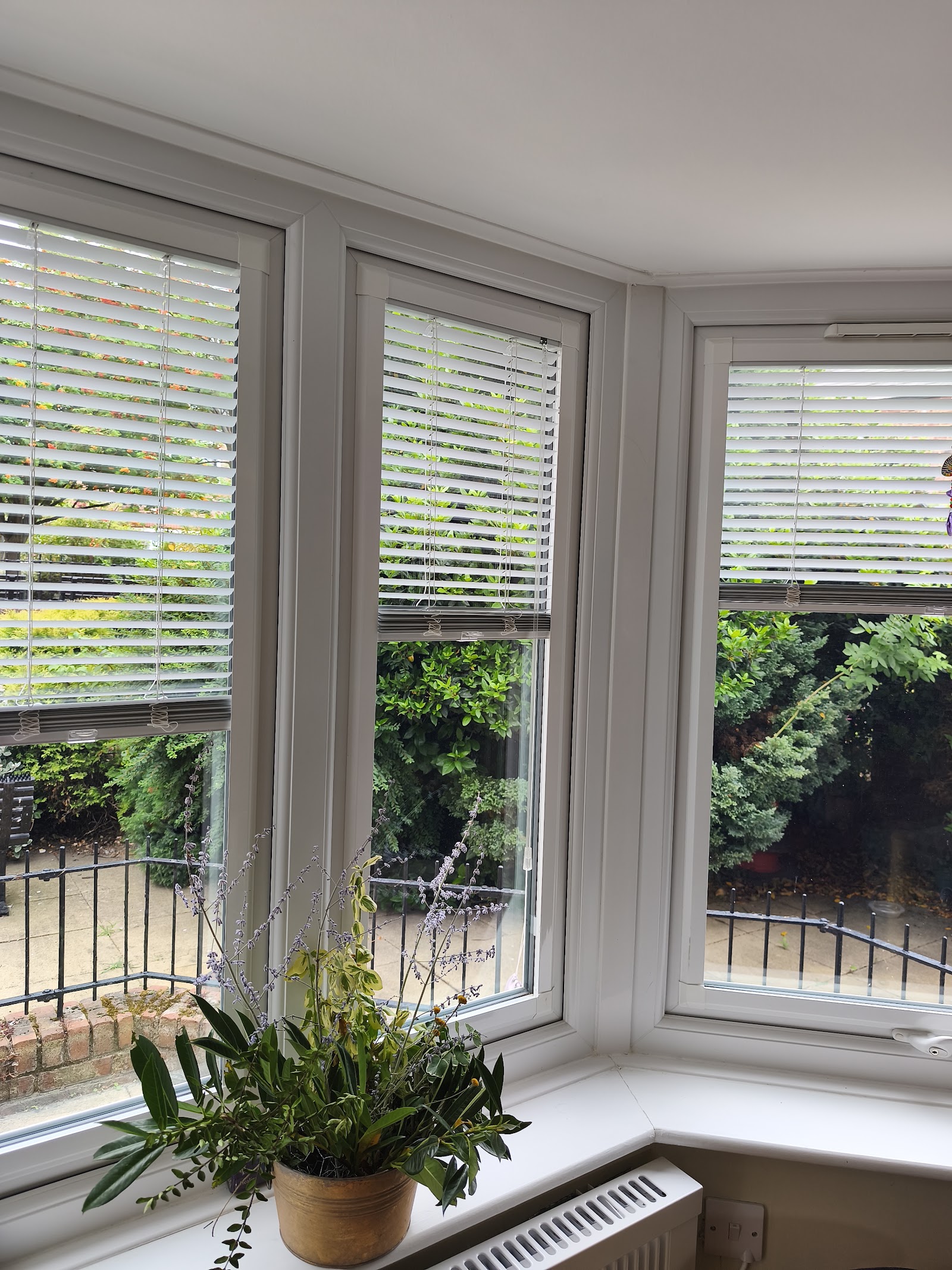 Blinds Valley Uk — photo from Google