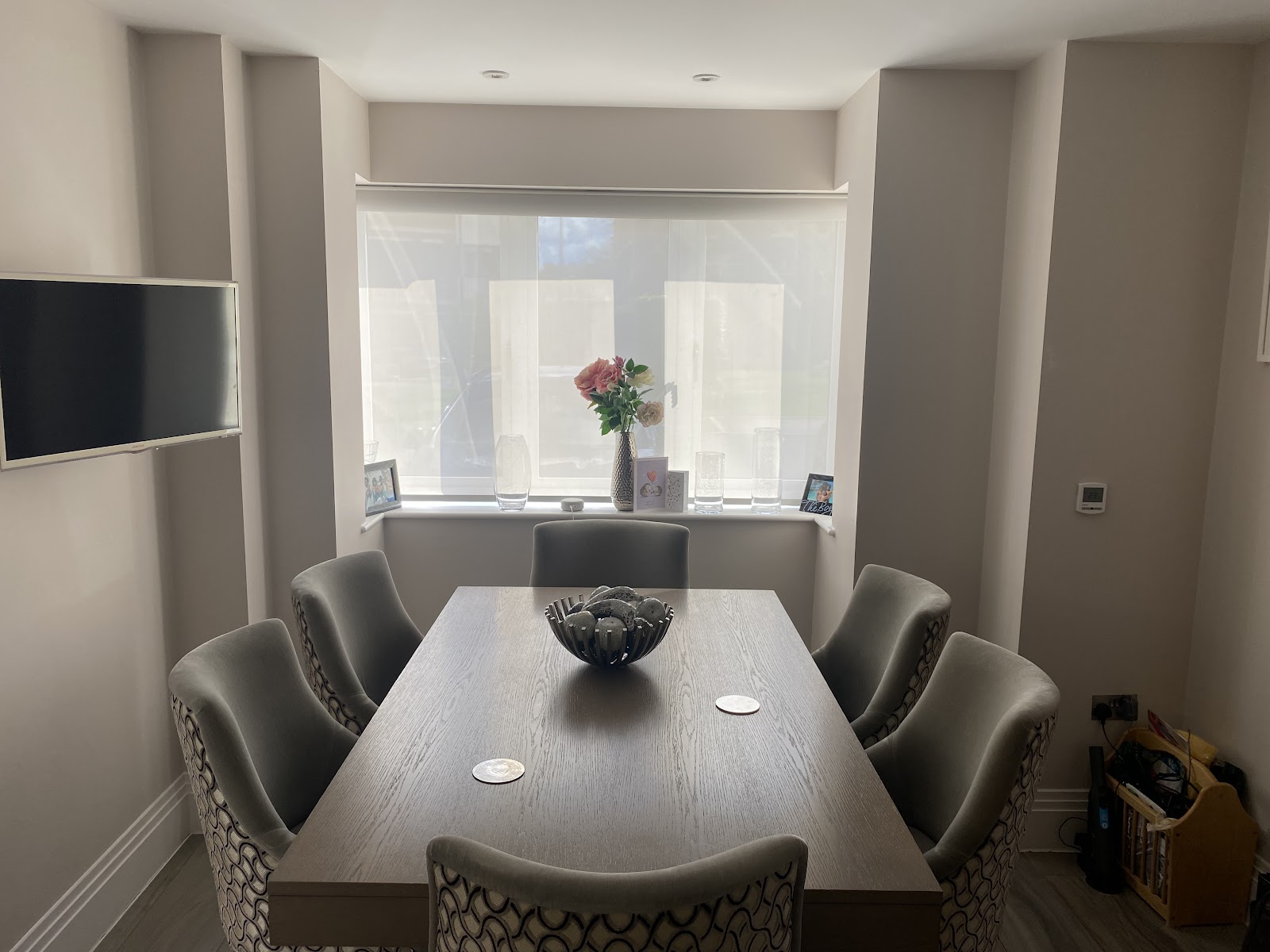 Blinds & Waves — photo from Google